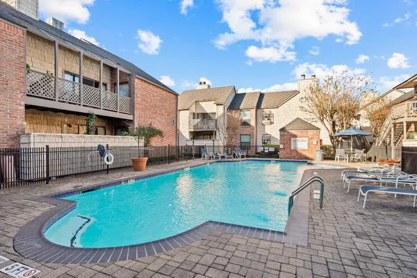 $229,900 | 2829 Timmons Lane, Unit 201, Houston, TX 77027