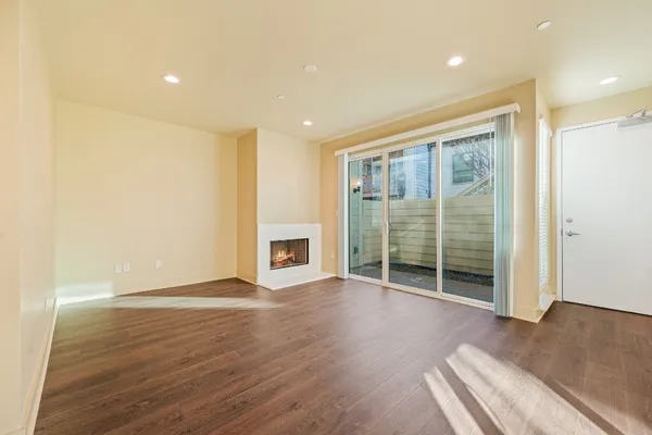 $229,900 | 2829 Timmons Lane, Unit 201, Houston, TX 77027