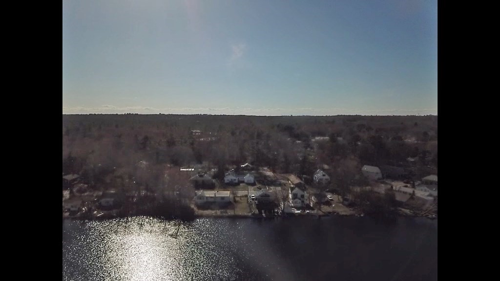 28 West Shore Road Holbrook, MA 02343 - Photo 4 of 18