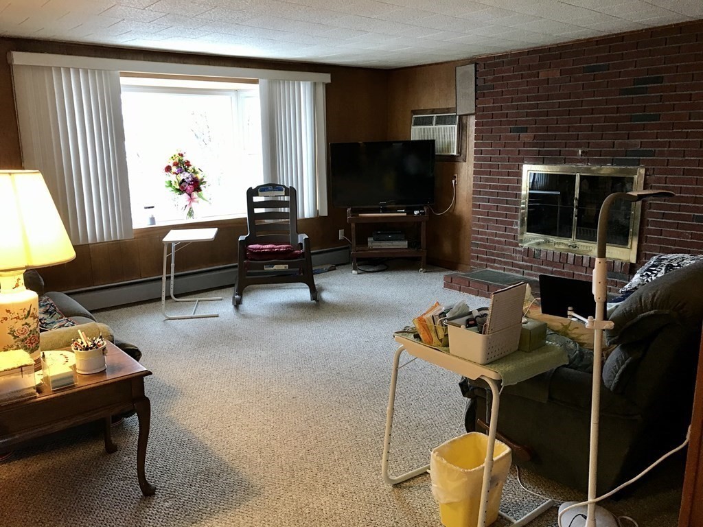 28 West Shore Road Holbrook, MA 02343 - Photo 6 of 18