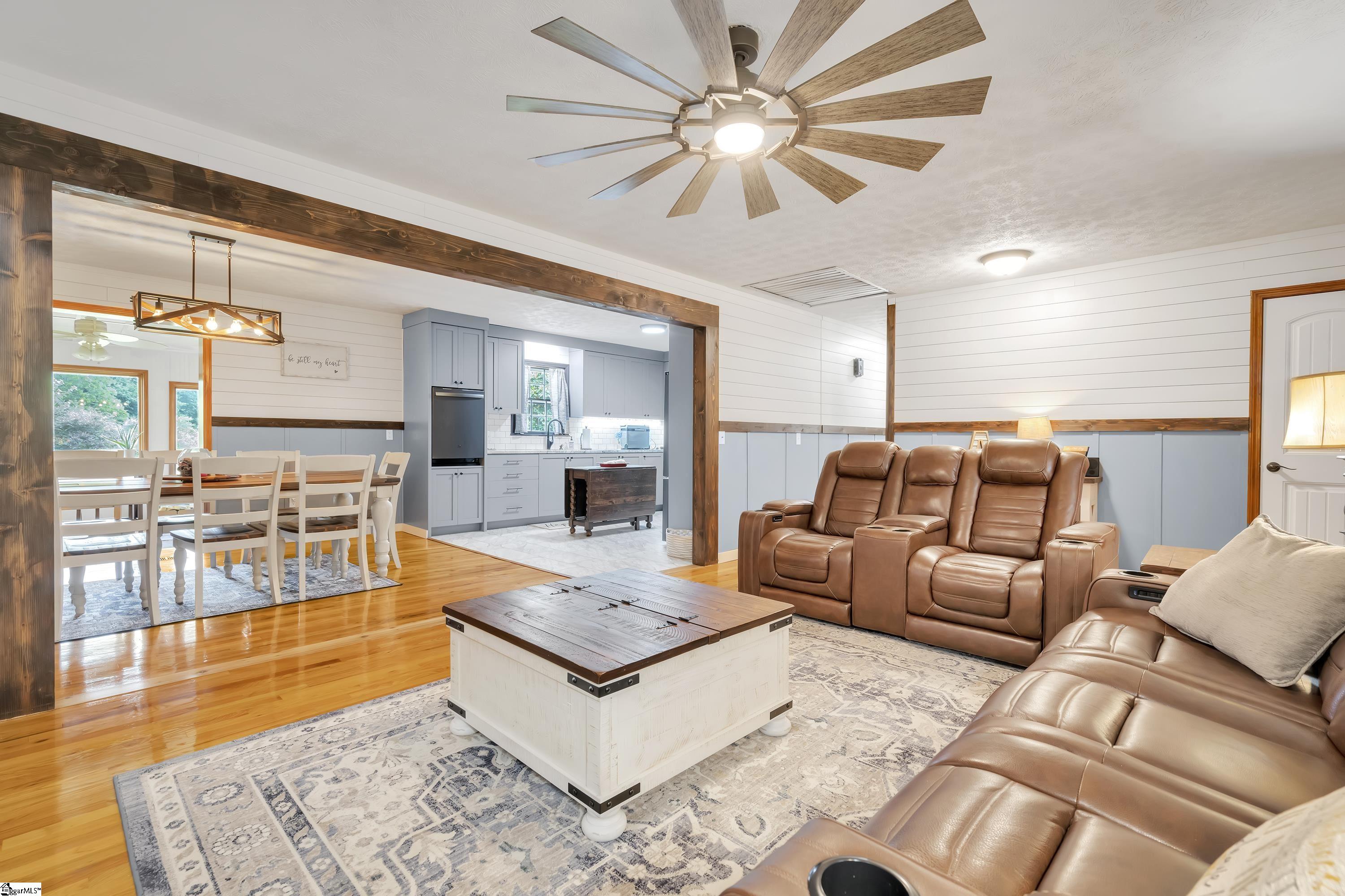 158 Melton Road Liberty, SC 29657 - Photo 8 of 36