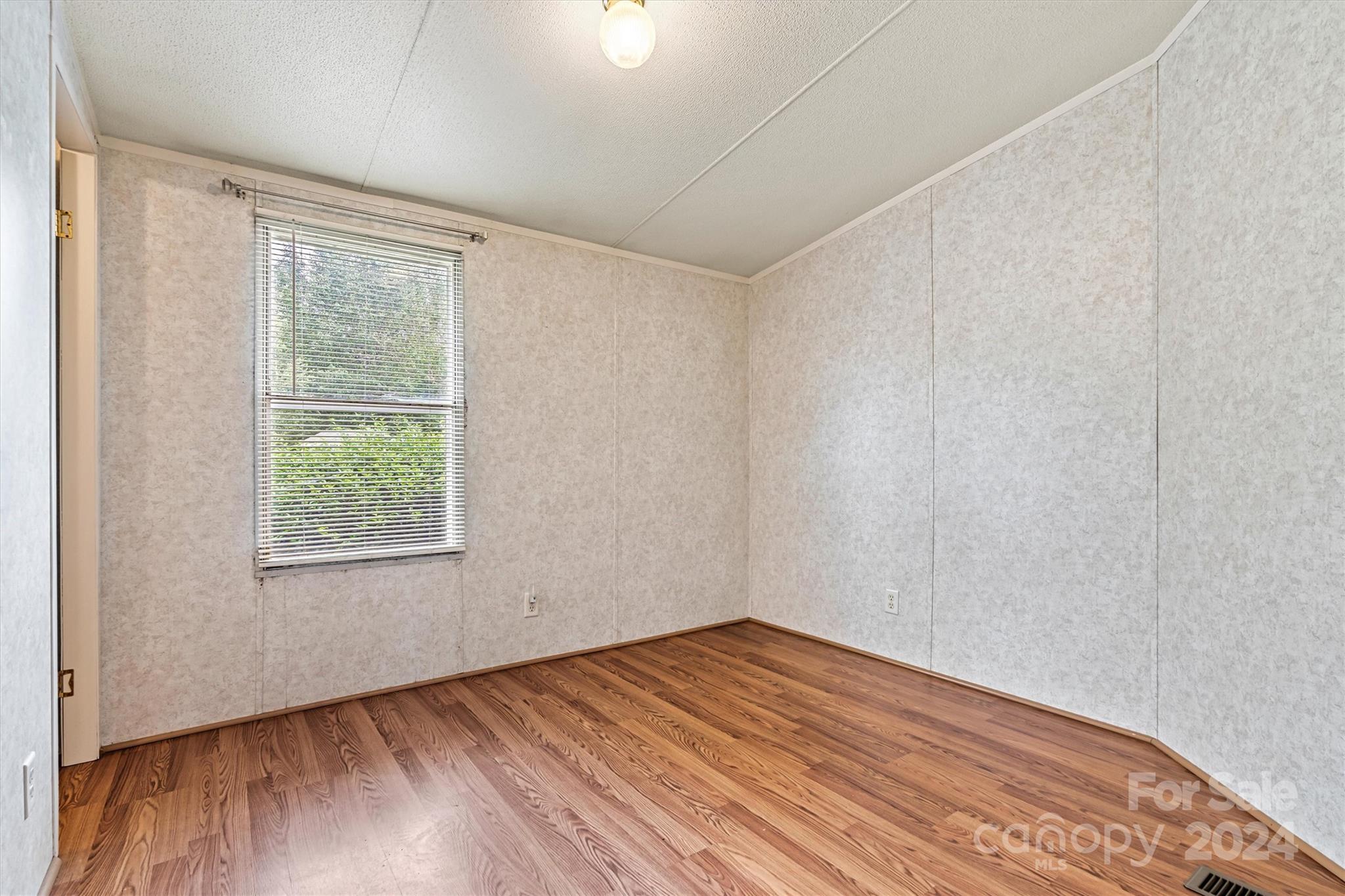 1578 Airport Rhodhiss Road Hickory, NC 28601 - Photo 8 of 12 Gallery Image 8