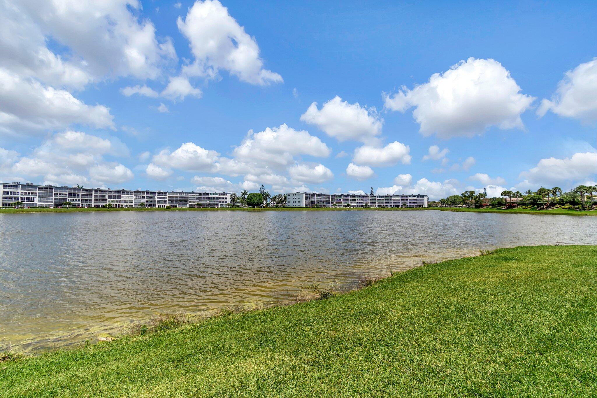 4018 Cornwall Drive Boca Raton, FL 33434 - Photo 38 of 84 6-web-or-mls-DSC_2872