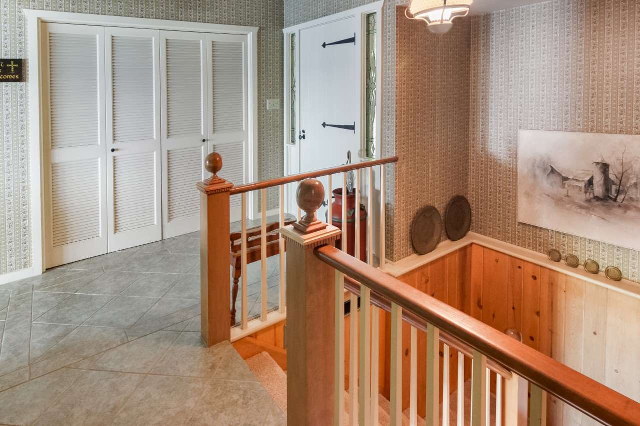 1946 Pine Point Road Traverse City, MI 49686 - Photo 41 of 47 1889701-40.JPG