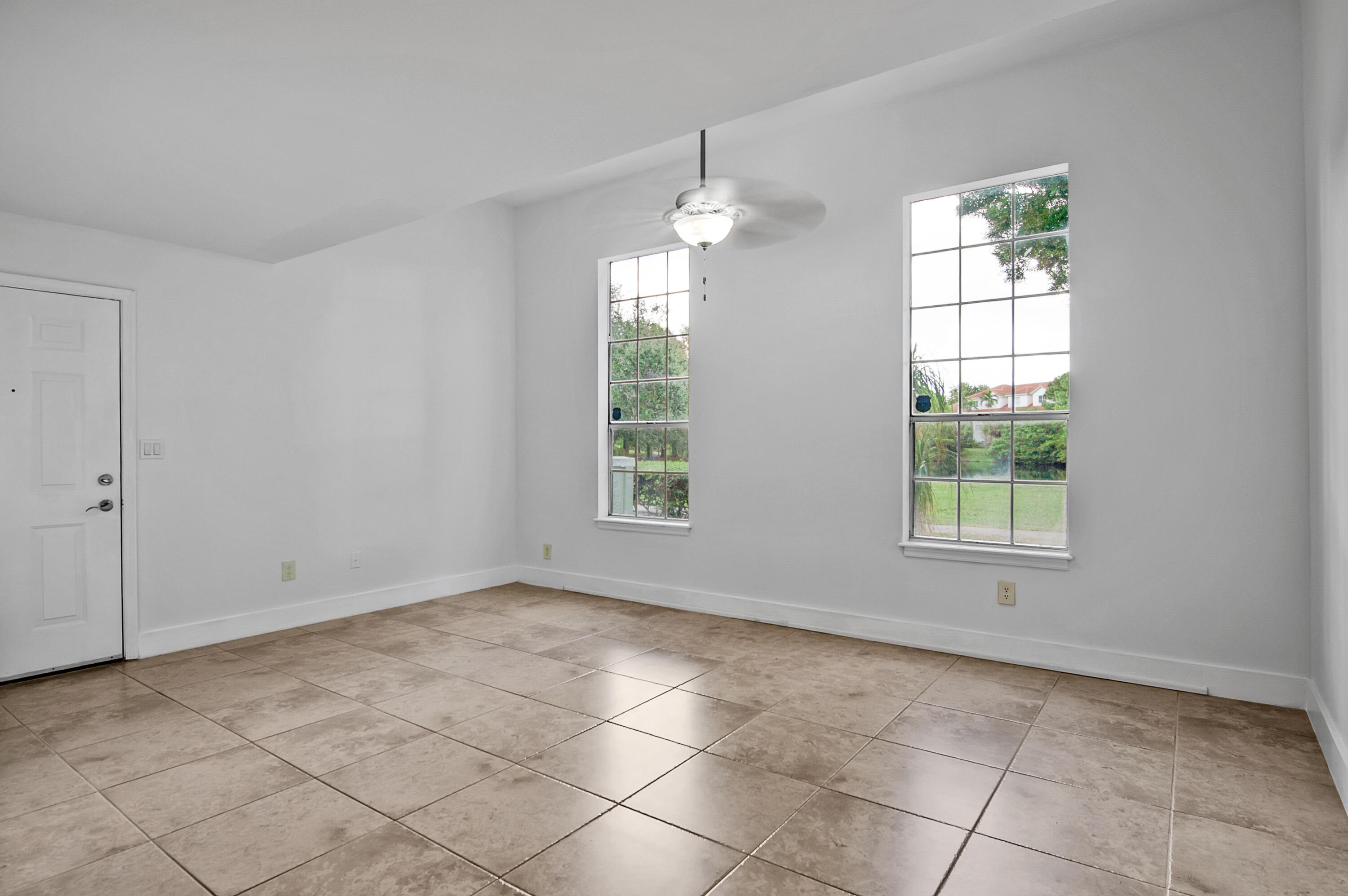 1275 Crystal Way, Unit K Delray Beach, FL 33444 - Photo 11 of 44 1275-12