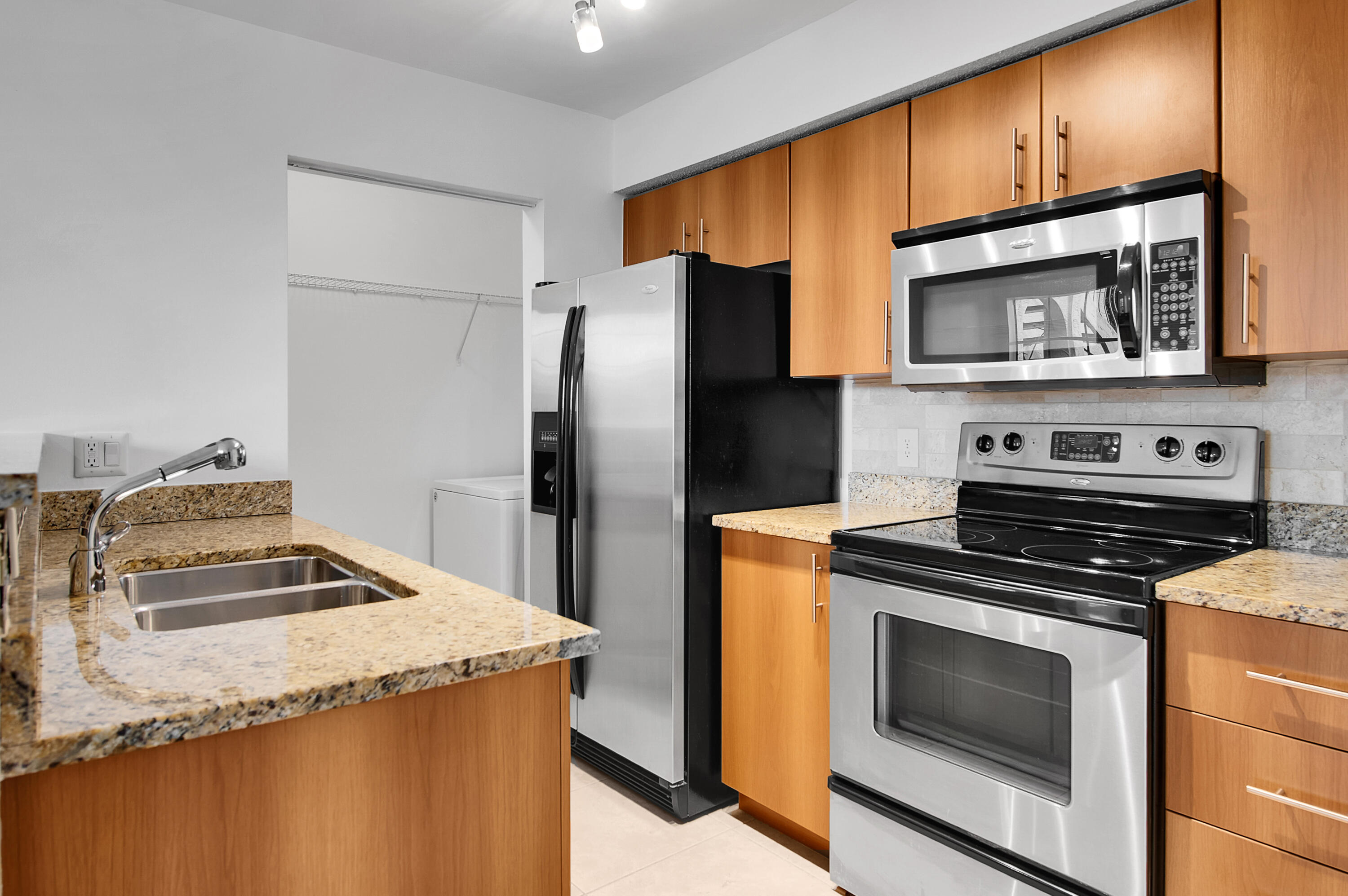 1275 Crystal Way, Unit K Delray Beach, FL 33444 - Photo 15 of 44 1275-15