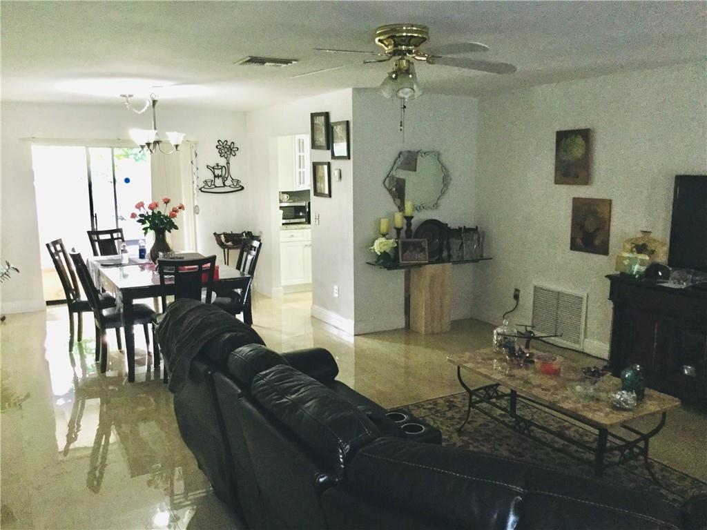 22779 Family Circle Boca Raton, FL 33428 - Photo 11 of 16