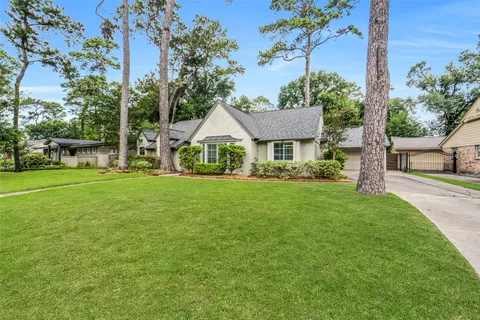 $525,000 | 1655 Imperial Crown Drive, Houston, TX 77043