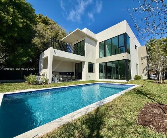 3200 Thomas Avenue Miami, FL 33133 - Photo 1 of 32