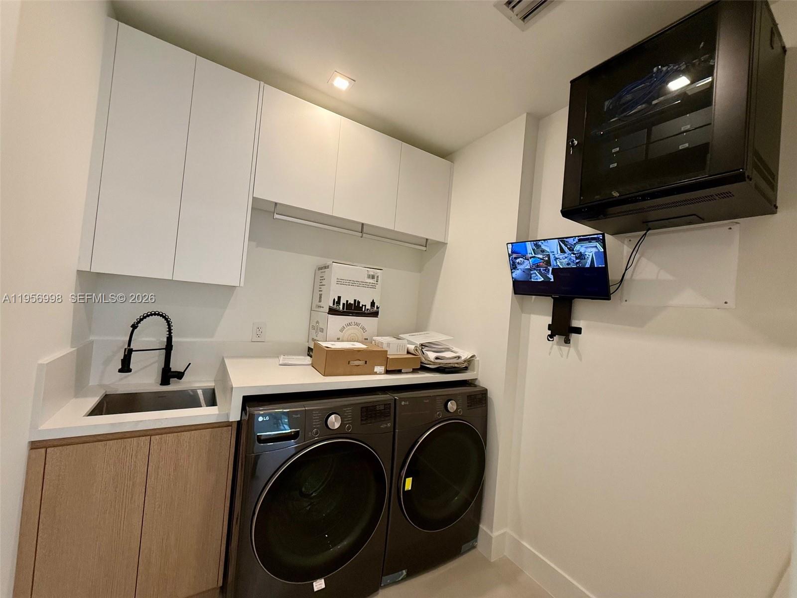 3200 Thomas Avenue Miami, FL 33133 - Photo 32 of 32