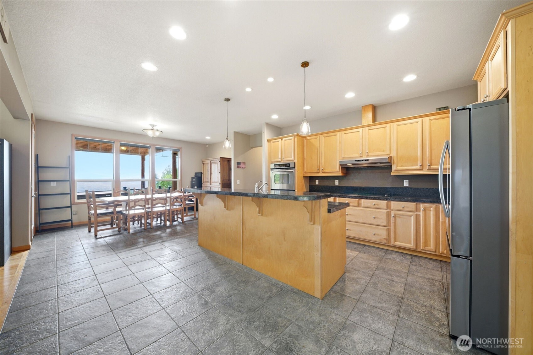 966 Lookout Road Castle Rock, WA 98611 - Photo 5 of 40