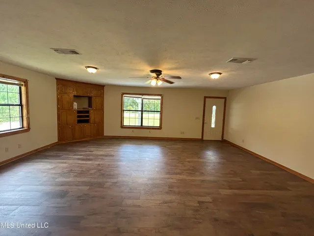 $275,000 | 2333 Comans Road, Carthage, MS 39051