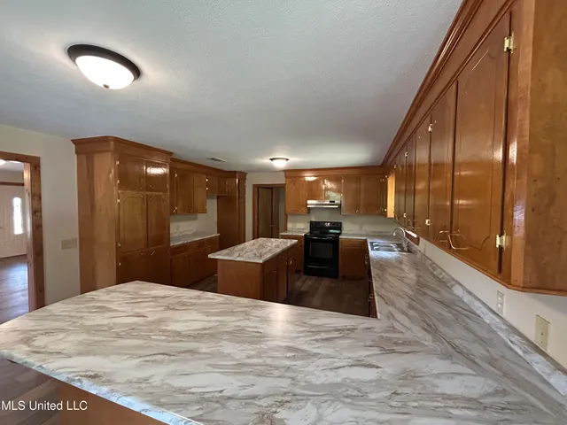 $275,000 | 2333 Comans Road, Carthage, MS 39051