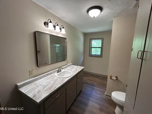 $275,000 | 2333 Comans Road, Carthage, MS 39051