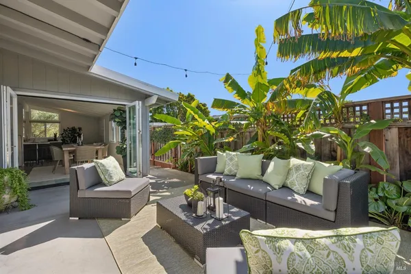 $849,000 | 28 Royal Court, San Rafael, CA 94901