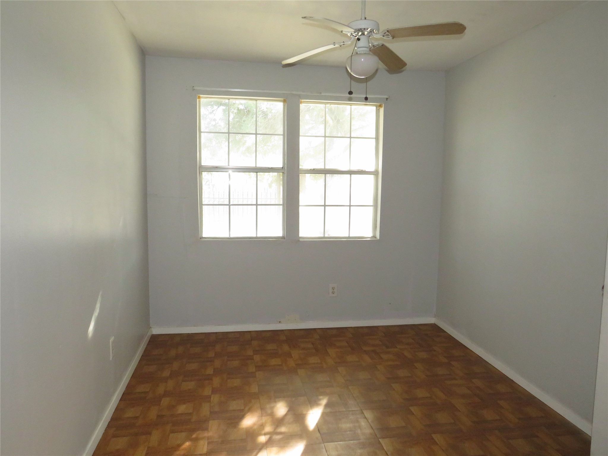 8319 Garland Street Houston, TX 77017 - Photo 7 of 16