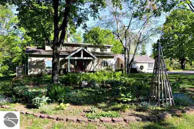 2029 Kroupa Road Traverse City, MI 49686 - Photo 1 of 25 1736130.JPG
