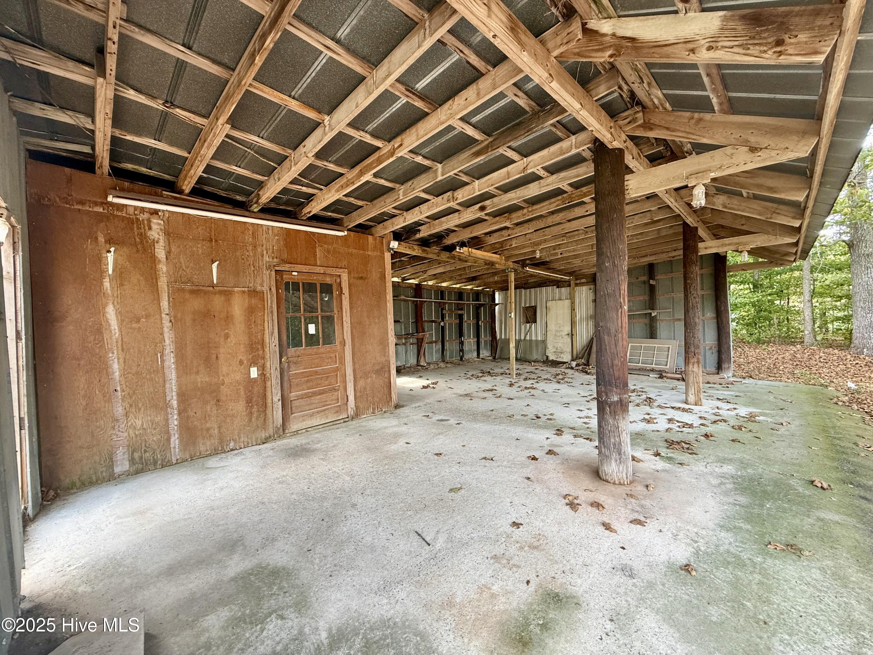 1233 Bear Grass Road Williamston, NC 27892 - Photo 9 of 61 Outbuilding