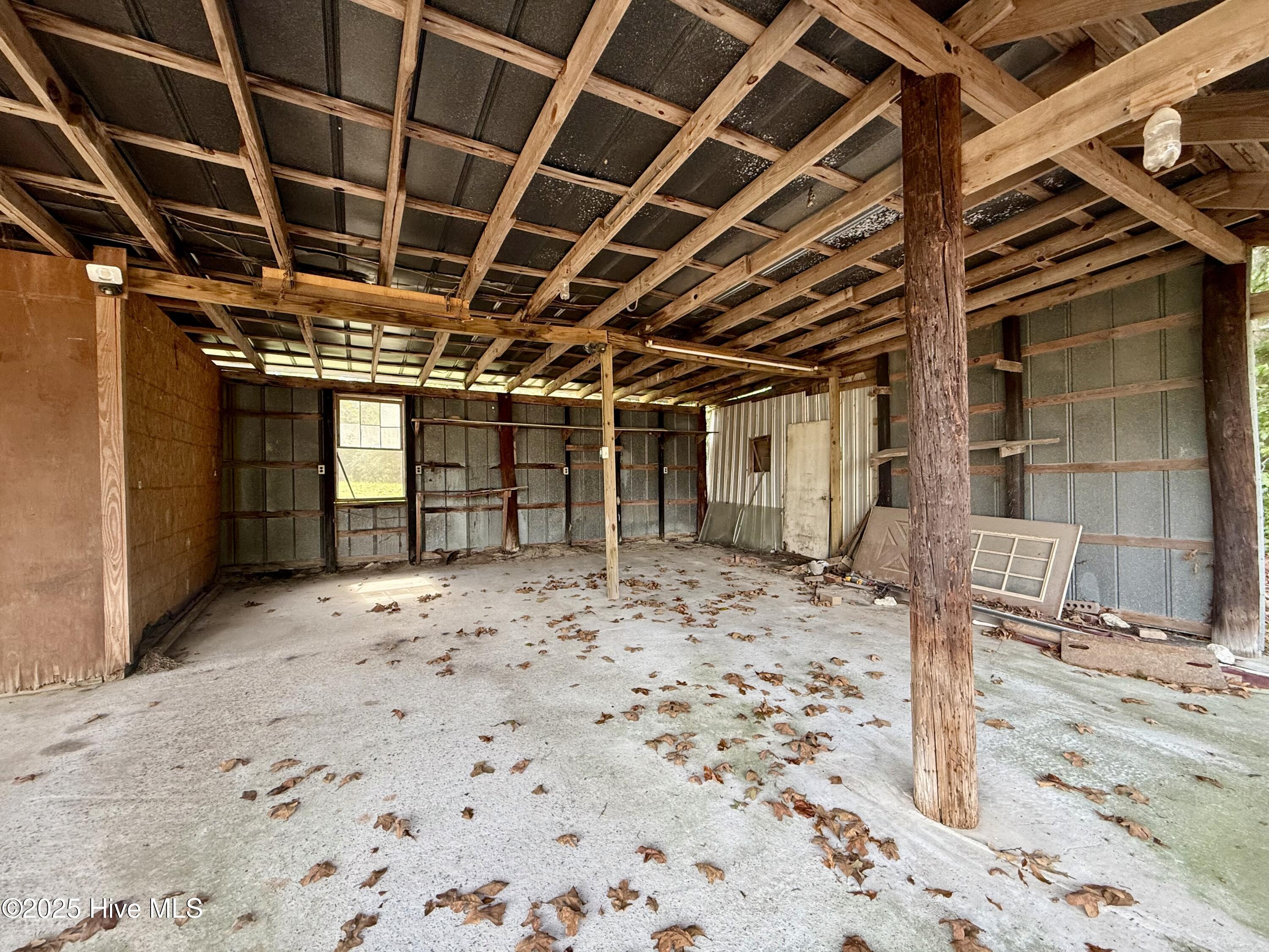 1233 Bear Grass Road Williamston, NC 27892 - Photo 10 of 61 Outbuilding