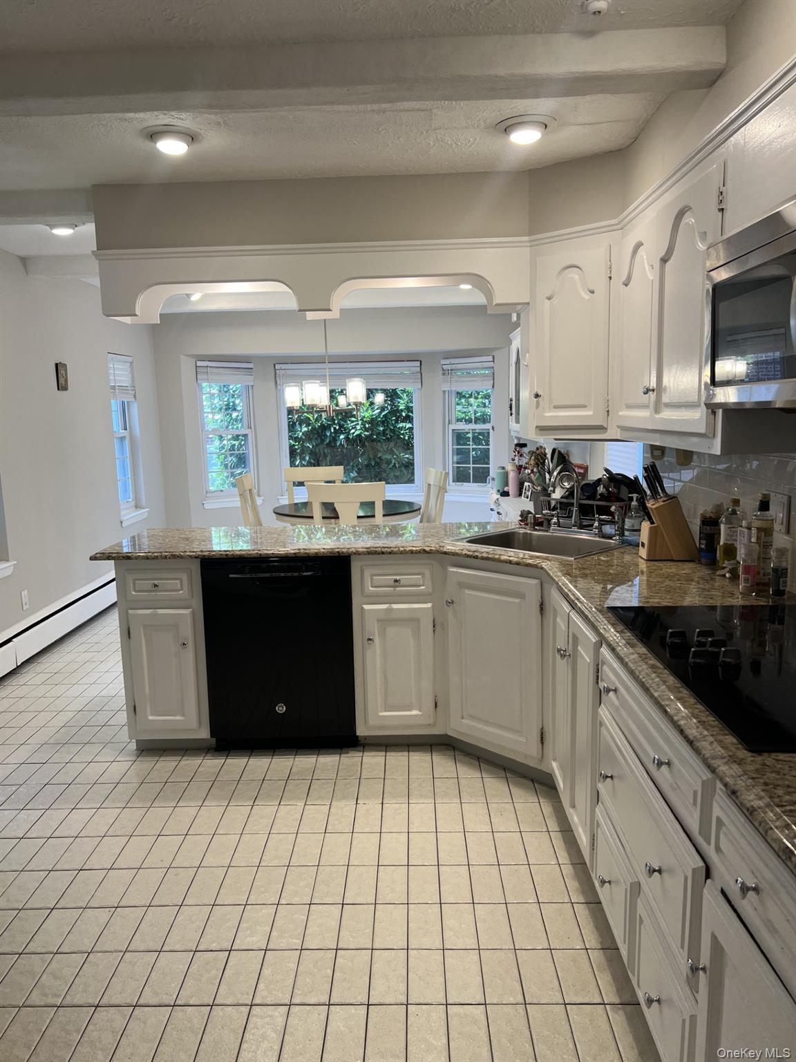 30 Michael Road Syosset, NY 11791 - Photo 6 of 14 Gallery Image 6