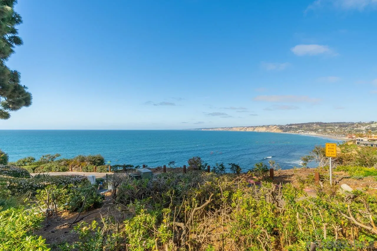 1595 Coast Walk La Jolla, CA 92037 - Photo 13 of 24 an aerial view of multiple house