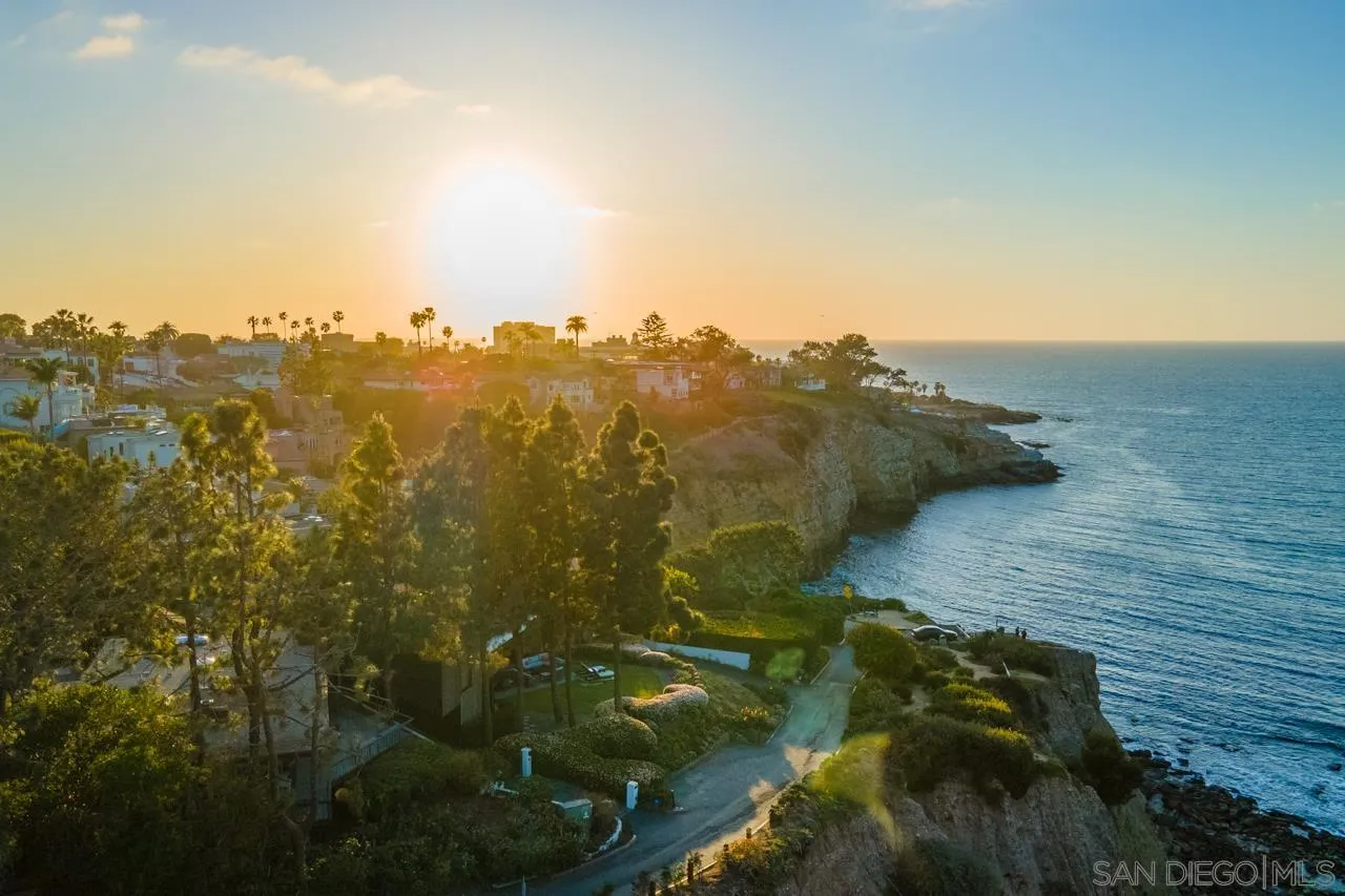 1595 Coast Walk La Jolla, CA 92037 - Photo 19 of 24 a view of a lake