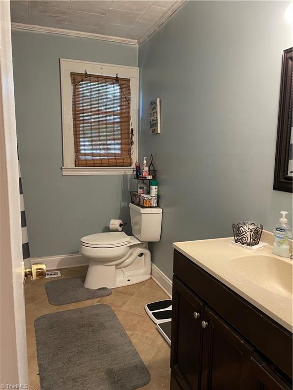 212 Oaklawn Road Mount Airy, NC 27030 - Photo 14 of 15 Gallery Image 14
