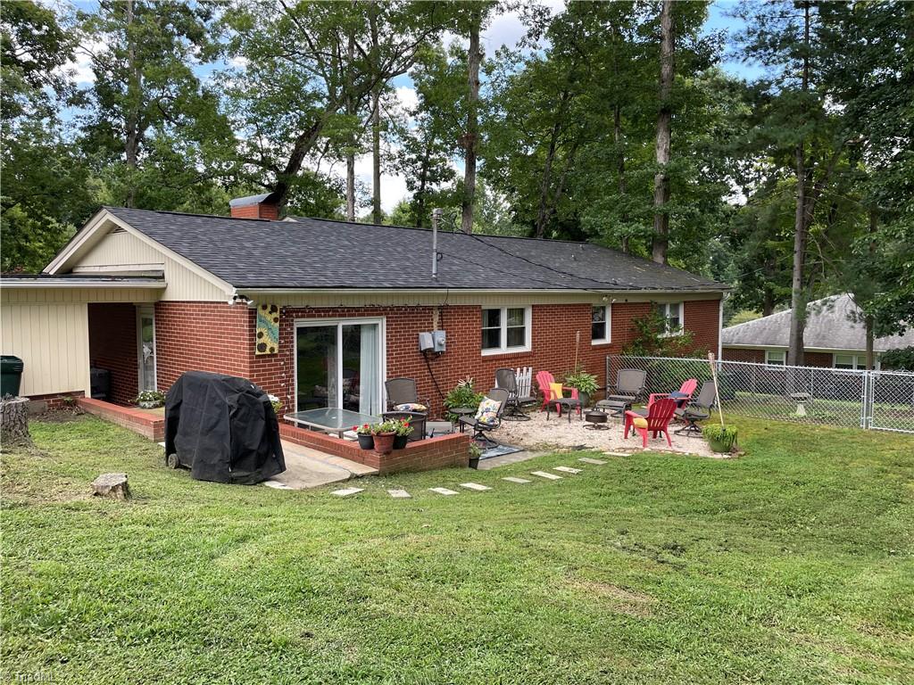 212 Oaklawn Road Mount Airy, NC 27030 - Photo 2 of 15 Gallery Image 2