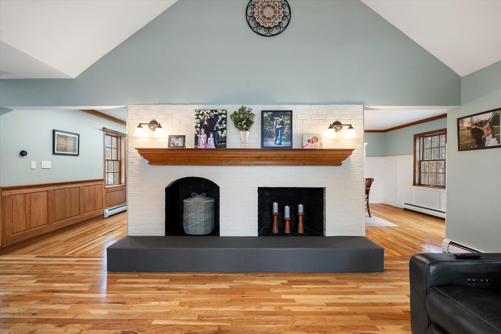 43 Darling Parke Drive Bangor, ME 04401 - Photo 14 of 110 14-Living Room
