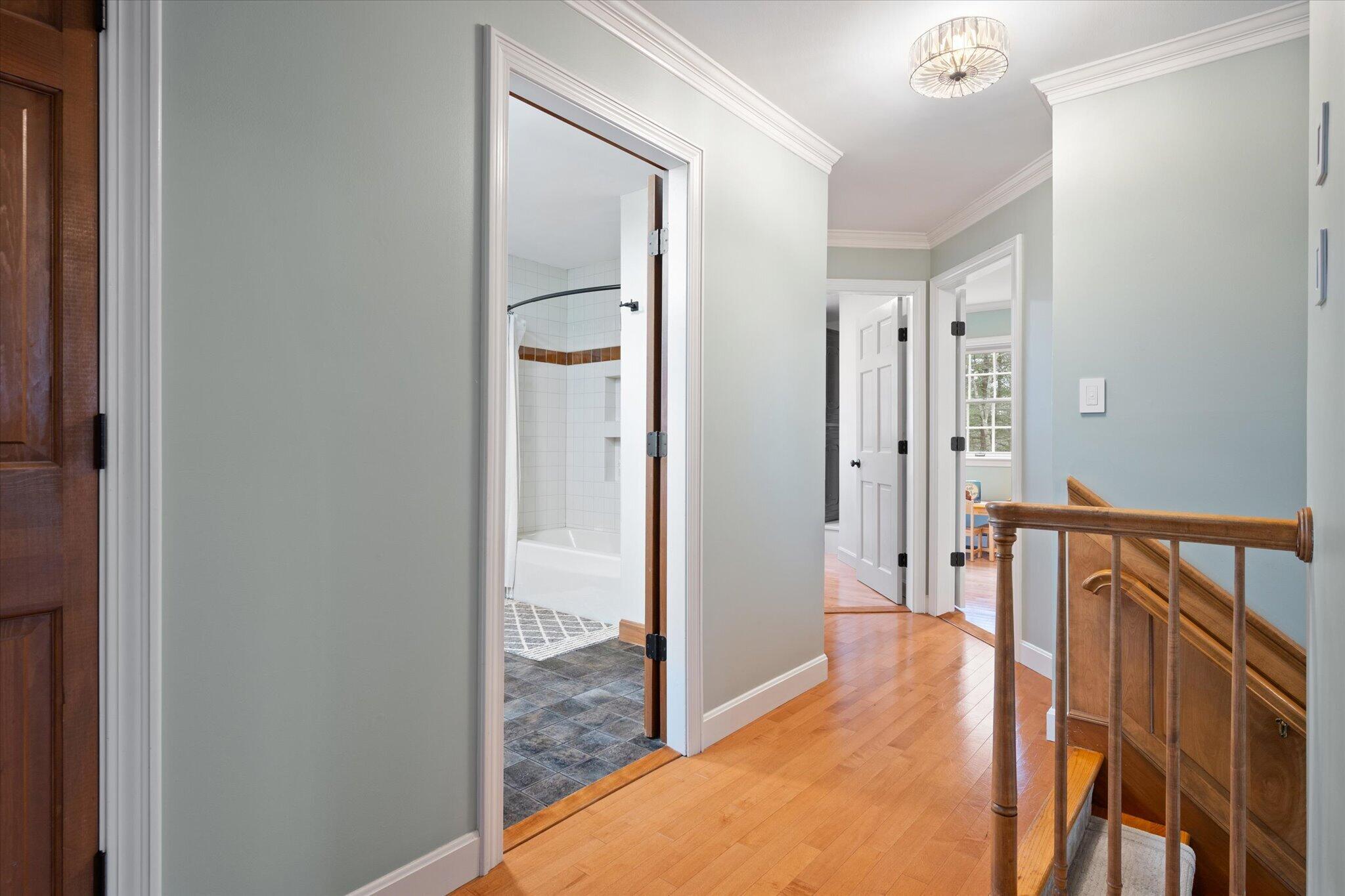 43 Darling Parke Drive Bangor, ME 04401 - Photo 26 of 110 26-2nd Floor Hall