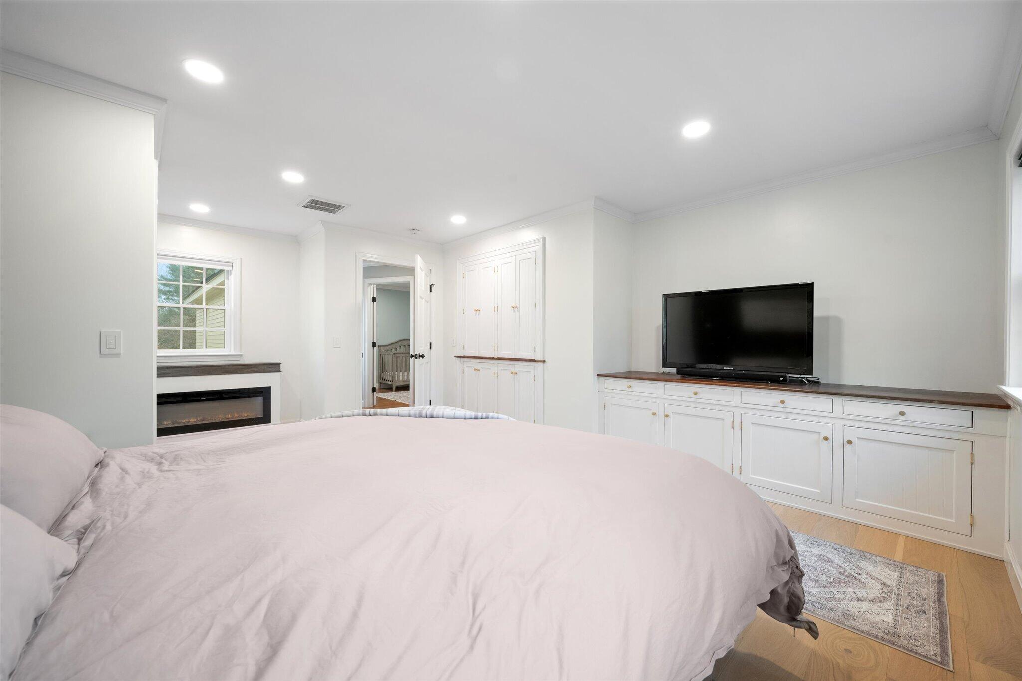 43 Darling Parke Drive Bangor, ME 04401 - Photo 29 of 110 29-Primary Bedroom