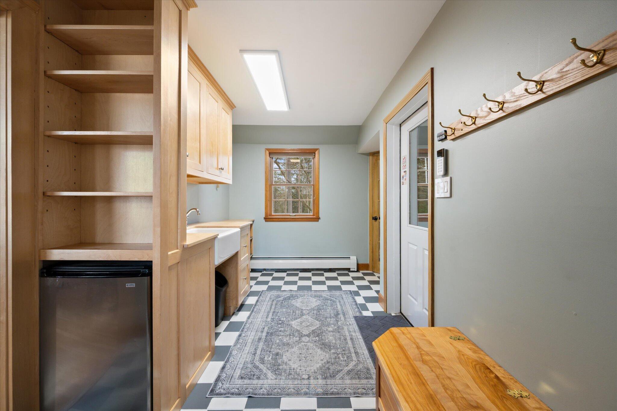 43 Darling Parke Drive Bangor, ME 04401 - Photo 61 of 110 61-Mudroom