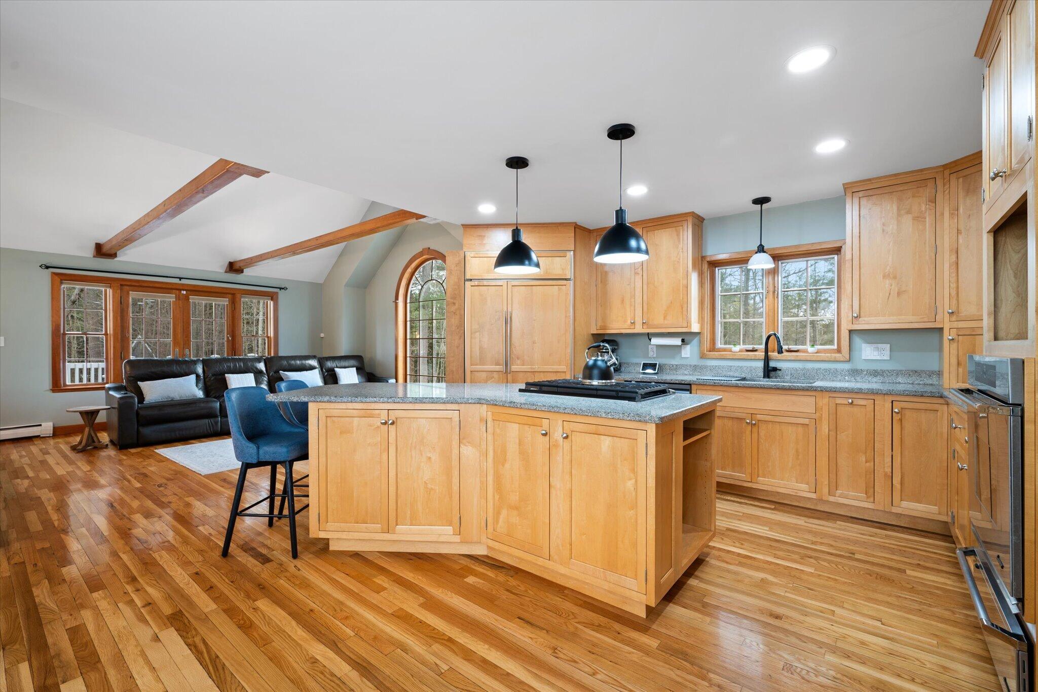 43 Darling Parke Drive Bangor, ME 04401 - Photo 7 of 110 07-Kitchen