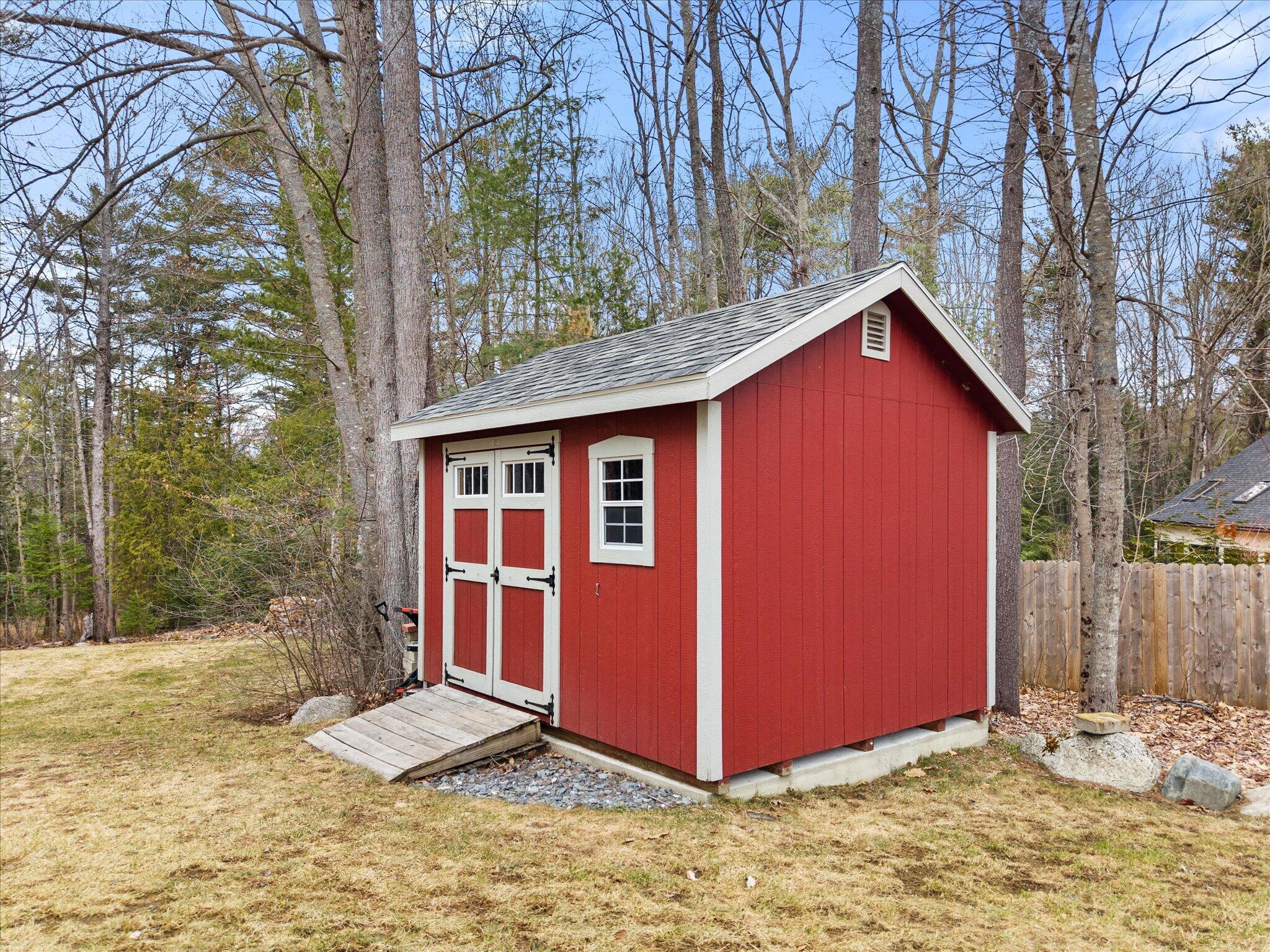 43 Darling Parke Drive Bangor, ME 04401 - Photo 84 of 110 84-43 Darling Parke Dr