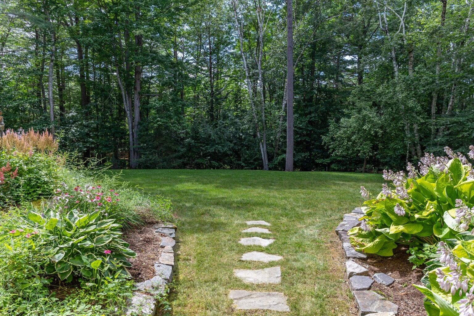 43 Darling Parke Drive Bangor, ME 04401 - Photo 85 of 110 20240316205440970045000000-o