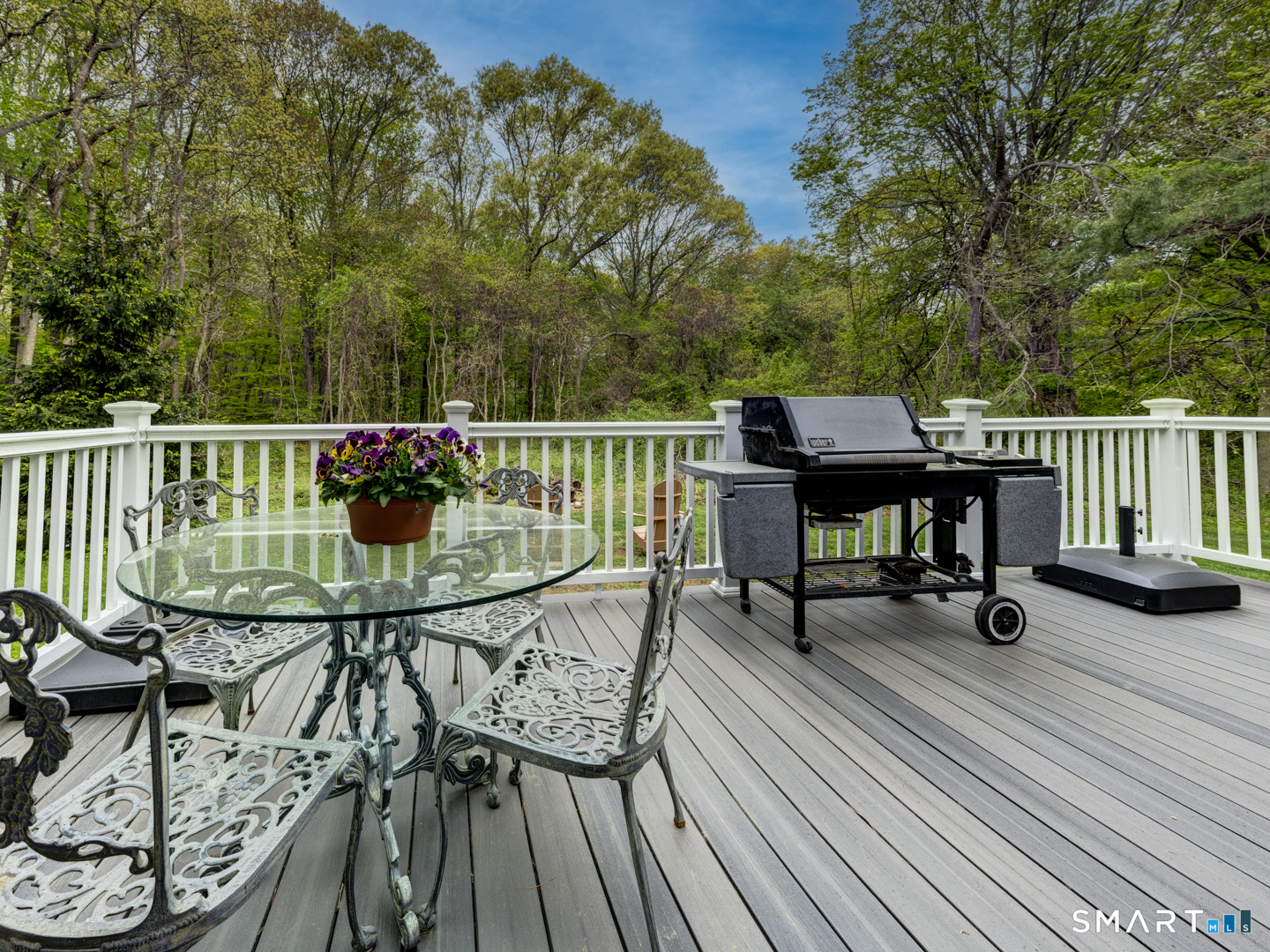 111 Acorn Road Madison, CT 06443 - Photo 2 of 25