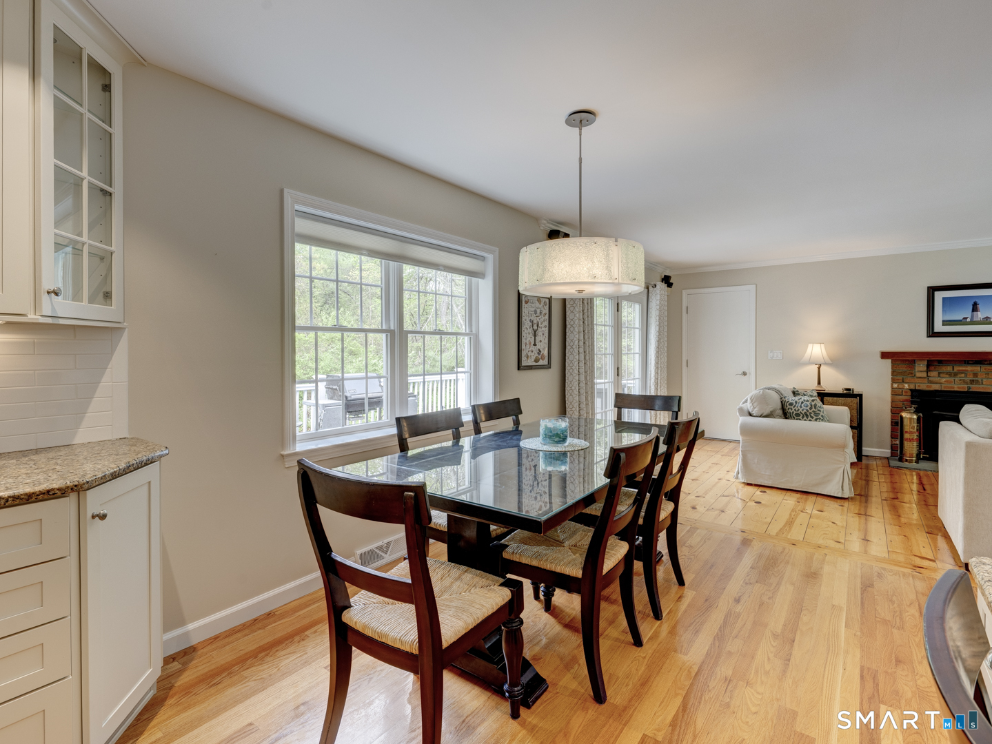 111 Acorn Road Madison, CT 06443 - Photo 8 of 25