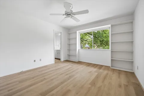 $449,000 | 201 Vanderpool Lane, Unit 105, Houston, TX 77024