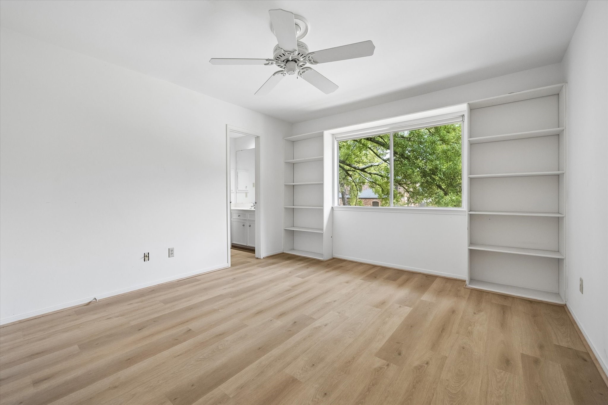 201 Vanderpool Lane, Unit 105 Houston, TX 77024 - Photo 23 of 30