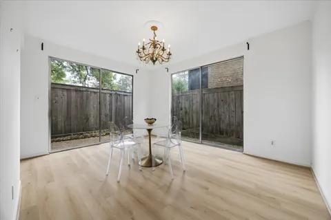 $449,000 | 201 Vanderpool Lane, Unit 105, Houston, TX 77024