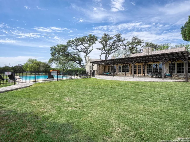 $1,999,900 | 2835 Palomino Springs, Bandera, TX 78003