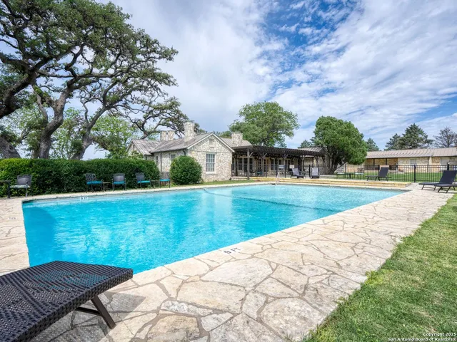 $1,999,900 | 2835 Palomino Springs, Bandera, TX 78003