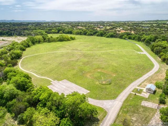 $1,999,900 | 2835 Palomino Springs, Bandera, TX 78003