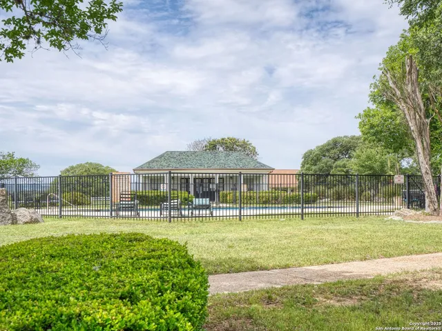 $1,999,900 | 2835 Palomino Springs, Bandera, TX 78003