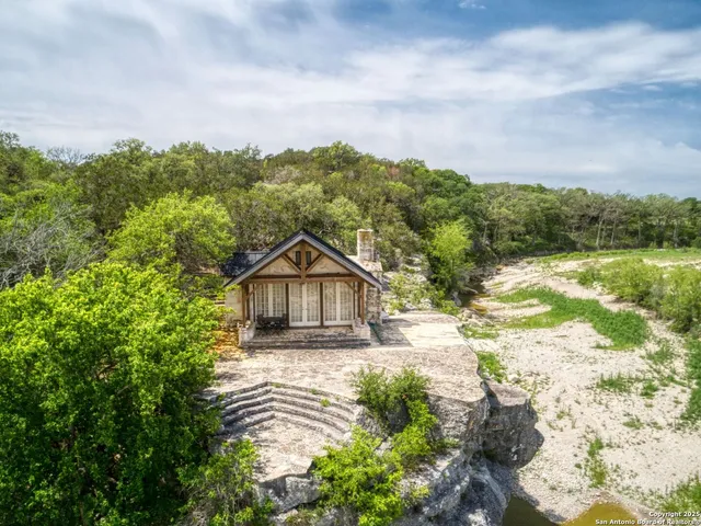 $1,999,900 | 2835 Palomino Springs, Bandera, TX 78003