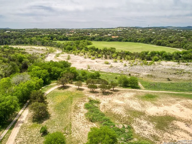 $1,999,900 | 2835 Palomino Springs, Bandera, TX 78003