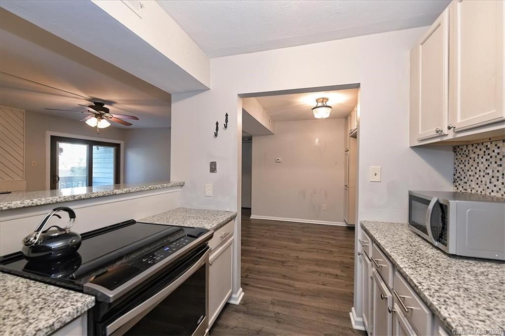 5012 Sardis Road, Unit M Charlotte, NC 28270 - Photo 14 of 19 Gallery Image 14