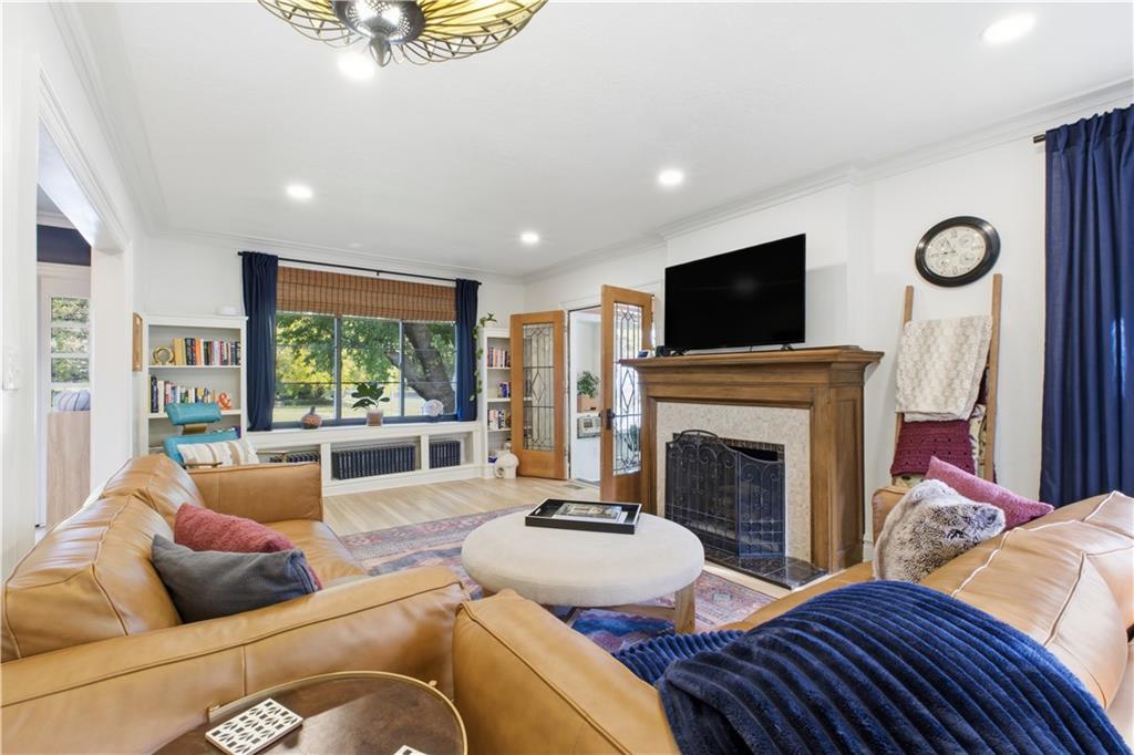 401 Huntington Road Kansas City, MO 64113 - Photo 11 of 47