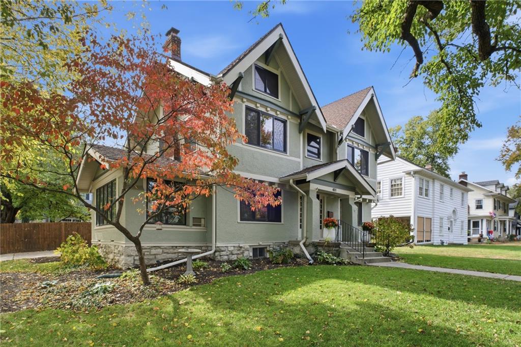 401 Huntington Road Kansas City, MO 64113 - Photo 2 of 47