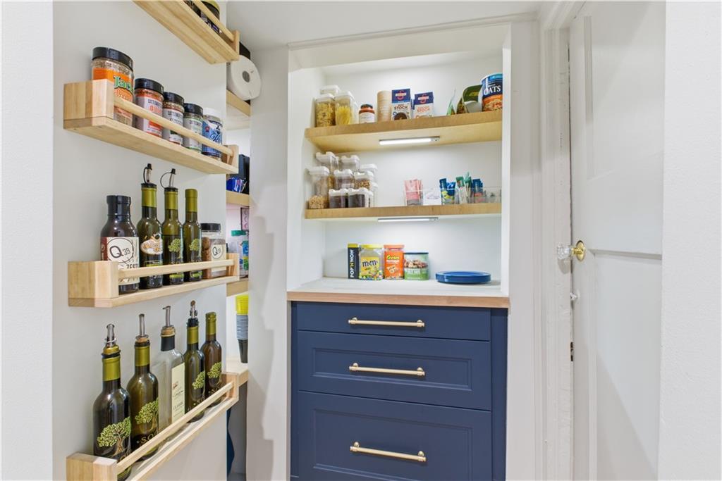 401 Huntington Road Kansas City, MO 64113 - Photo 21 of 47